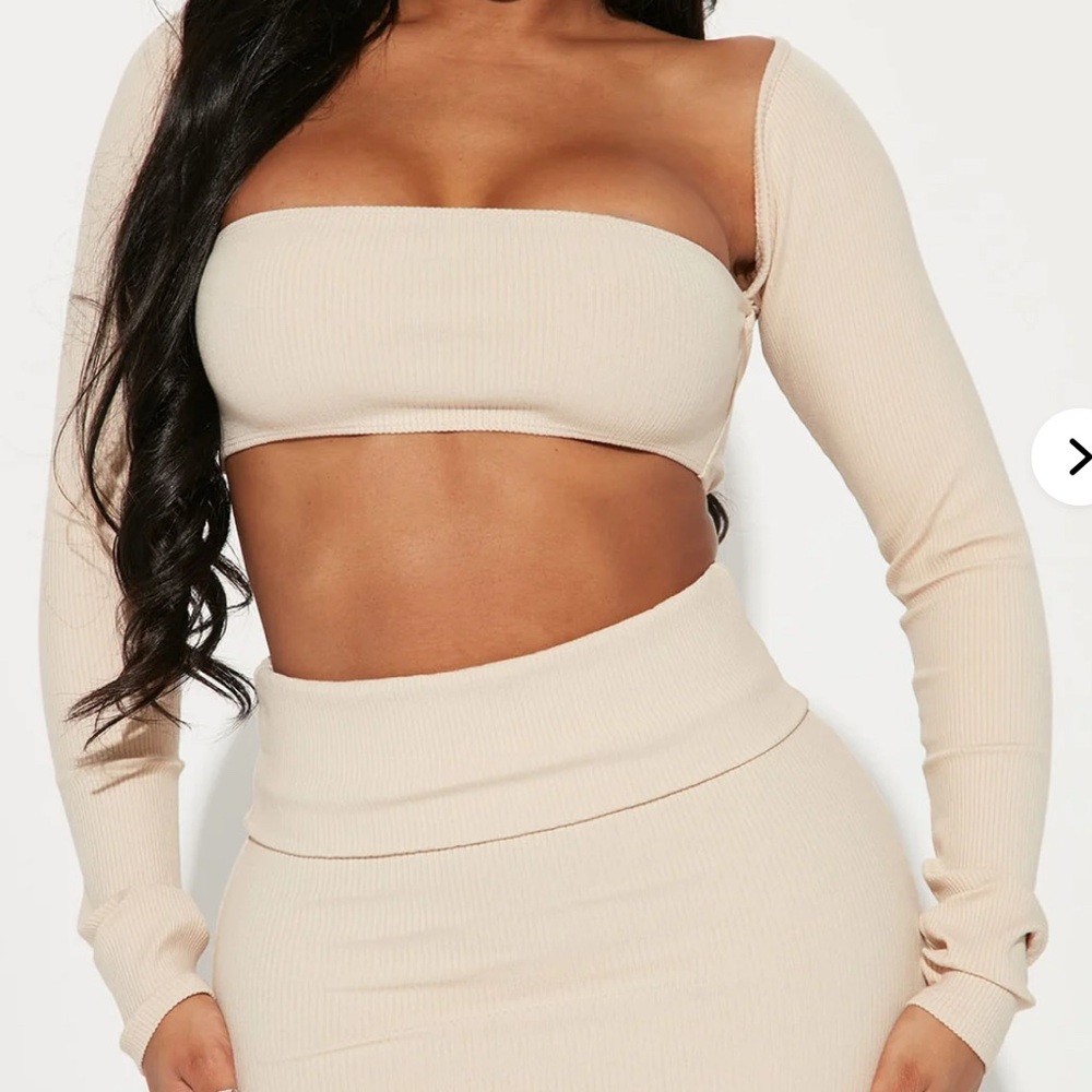 Cream Off-Shoulder Long sleeve Crop Top